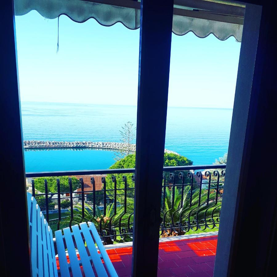 Apartament Rifugio Societa Semplice Ospedaletti Zewnętrze zdjęcie